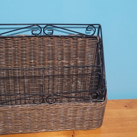 Signature Homestyles Wire and Wicker Organizer - Picture 4 of 5